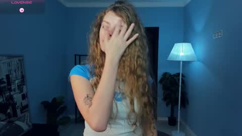 Natalie online show from February 3, 5:05 am