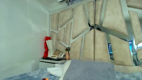 Natalye foster online show from September 23, 7:45 pm