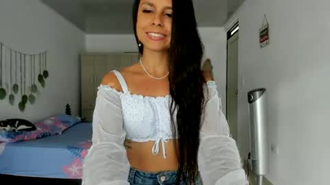 natalyfitt_7 online show from January 9, 7:29 pm