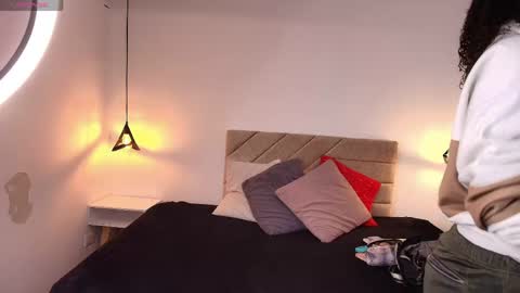 N A T A S H A online show from April 18, 7:40 pm