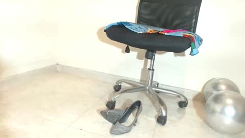 nath_dawson online show from September 27, 2:02 pm