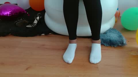 nath_dawson online show from February 15, 2:11 pm