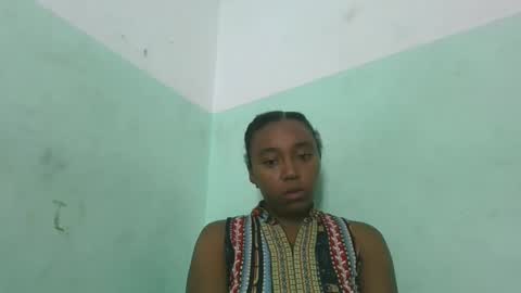 natha259706 online show from April 28, 4:38 am