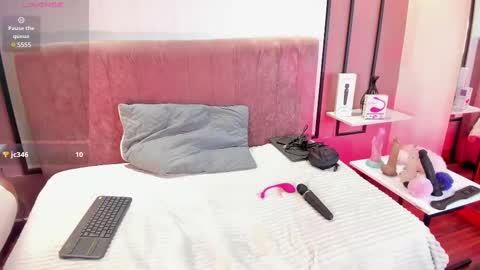 nathalia_stone online show from February 13, 5:33 pm