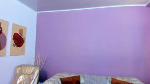 nathalie rossel online show from April 4, 7:02 pm