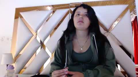 nathaly low online show from February 24, 1:10 pm