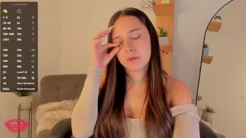 nathalyxx_ online show from March 10, 2:05 pm