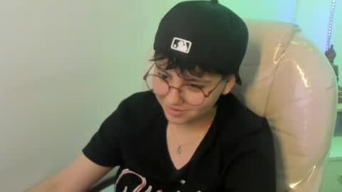 nathalyy_ds online show from April 16, 4:28 pm