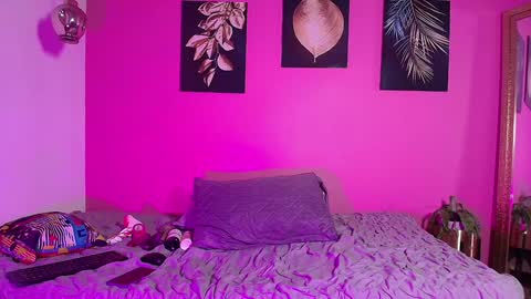 Gwen  online show from January 19, 12:28 pm