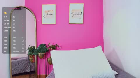 Gwen  online show from January 26, 12:33 pm