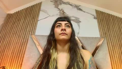 Kitten online show from May 28, 11:19 am