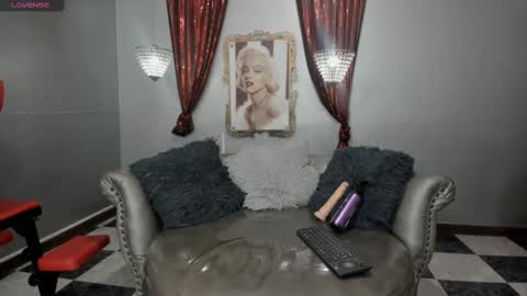 ESMERALDA online show from September 11, 2:45 am