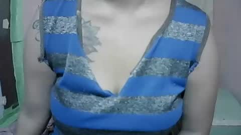 naughtymom_33 online show from October 4, 7:36 am