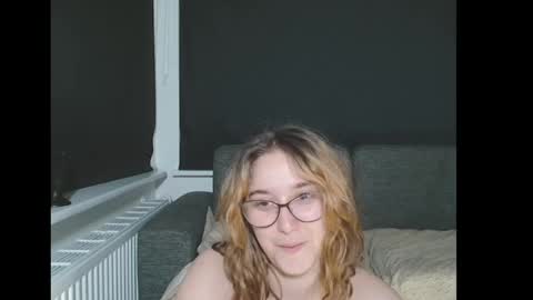 Ella - Naughty Rapunzel online show from September 12, 12:33 am