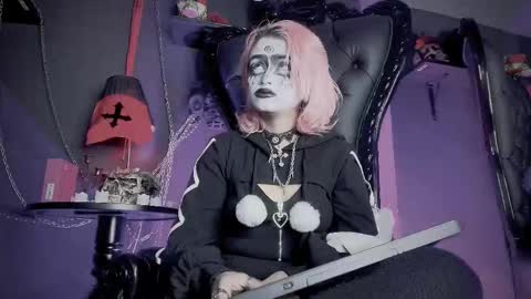 Navier  online show from March 4, 2:40 am