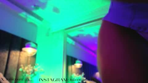 Juli  online show from September 19, 11:53 am