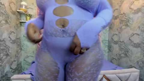 Nefer  online show from September 12, 5:42 pm