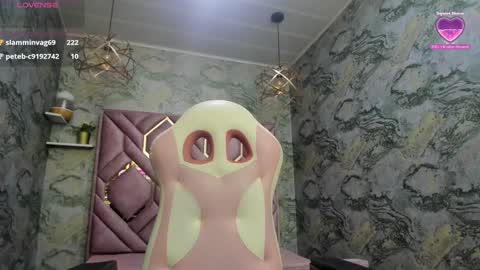 Nefer  online show from October 18, 6:10 pm