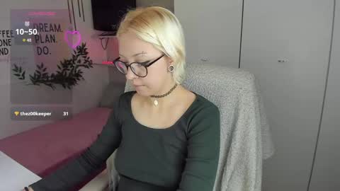 Kate online show from March 27, 8:26 am