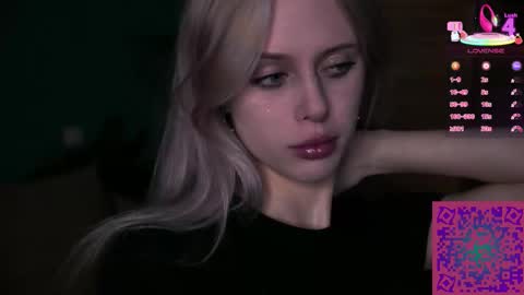 I am Nelly3 online show from October 19, 1:40 am