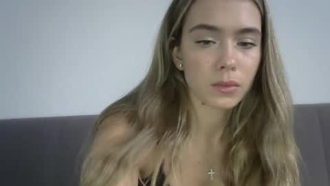 nelly_fortu online show from December 3, 11:12 am