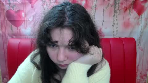 NeonilaLisova online show from April 11, 6:52 am