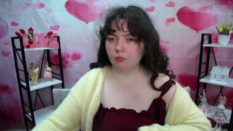 NeonilaLisova online show from April 10, 6:30 am