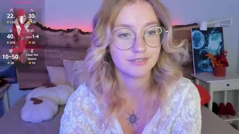 Nerissa online show from September 23, 9:02 pm