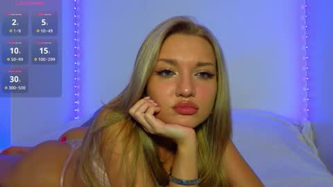 Nessa online show from October 21, 7:29 pm