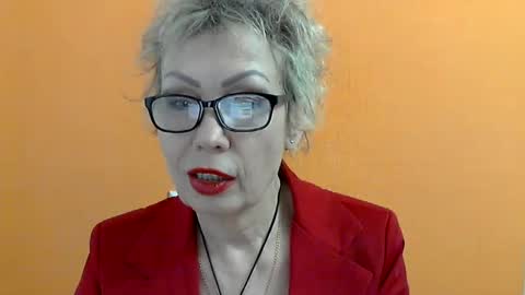 NessyJenixs online show from February 18, 3:10 pm