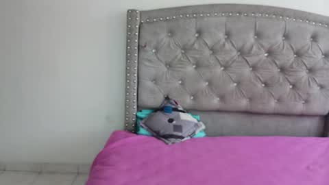 nesuko_kamado online show from October 4, 5:39 pm