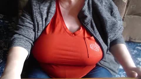 Lilly  online show from December 20, 8:51 am