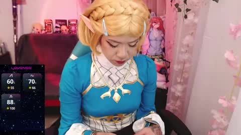 New Account Jade Delux online show from February 22, 4:15 pm