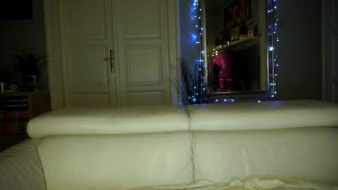 Nika online show from February 22, 10:54 pm