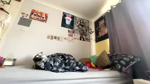 niarosemaryy online show from April 11, 11:03 am