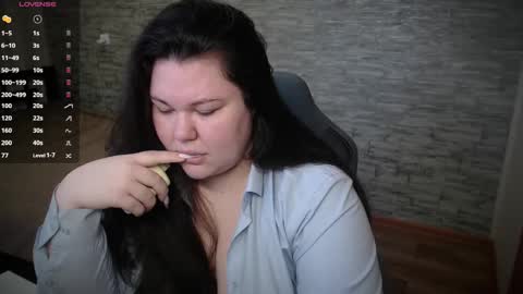 nicara_ online show from February 25, 8:47 am