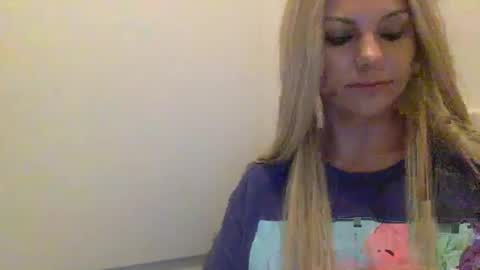 Amber online show from March 18, 2:49 am