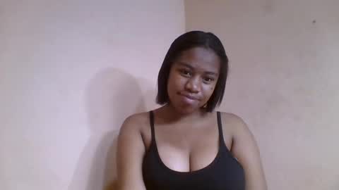 nicelly01 online show from June 14, 3:19 am