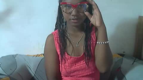 nickiqqyuu online show from June 1, 5:42 am