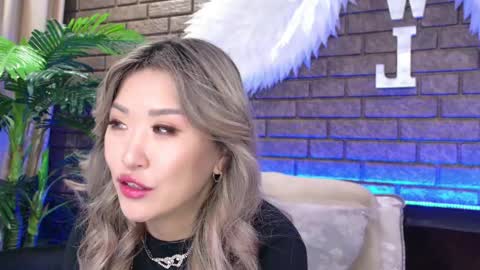 Nicky online show from February 28, 9:04 am