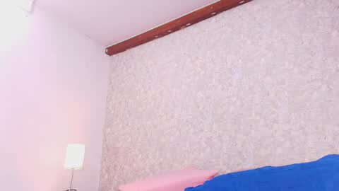 Nicol online show from September 17, 7:23 pm