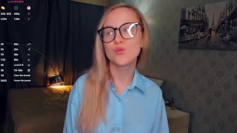 Nicoletta online show from November 6, 6:47 pm