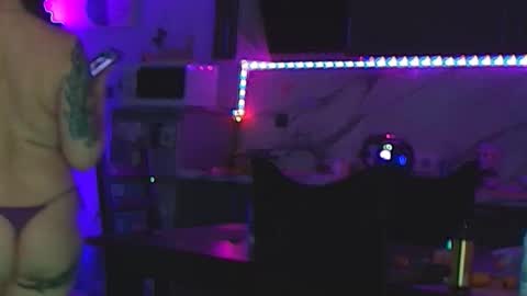 Kitty Nikki online show from November 14, 6:19 pm