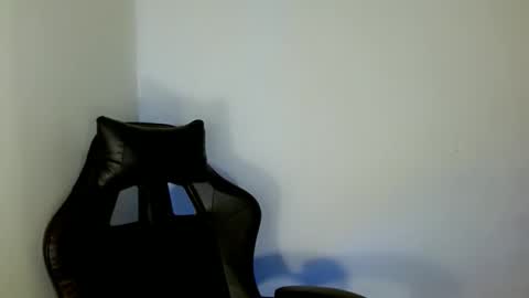 nicole_kiss01 online show from September 23, 9:29 am