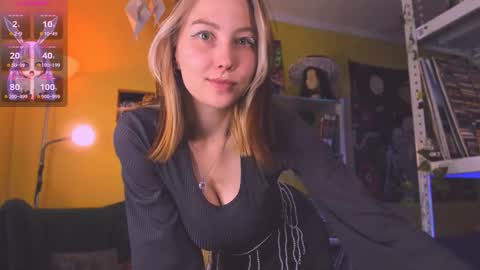 Nicole online show from October 16, 2:47 am