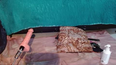  Anna Nicole  online show from December 22, 4:43 pm