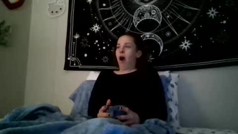 Nicole online show from February 4, 11:46 am