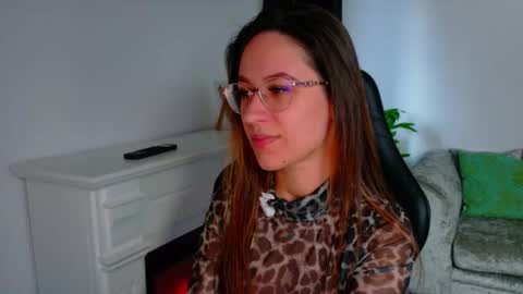 nicoleirisxxx online show from February 10, 6:16 am