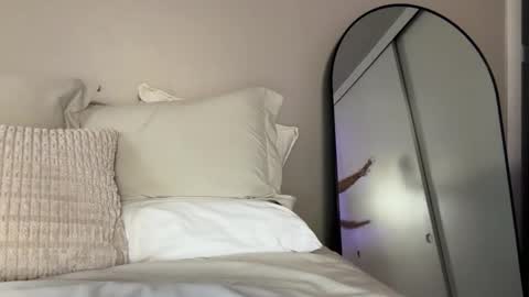 nicolelovesyou444 online show from April 16, 9:39 pm