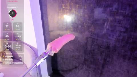 Nicolle online show from March 6, 9:54 pm